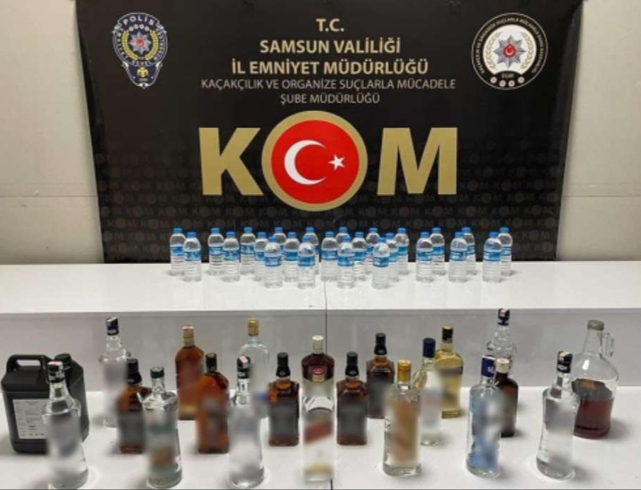 Baskın da Sahte ve Gümrük Kaçağı İçki Ele Geçirildi 
