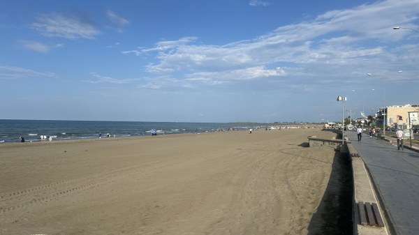 Atakum Sahilinde 2 Çocuk Boğulma Tehlikesi Geçirdi