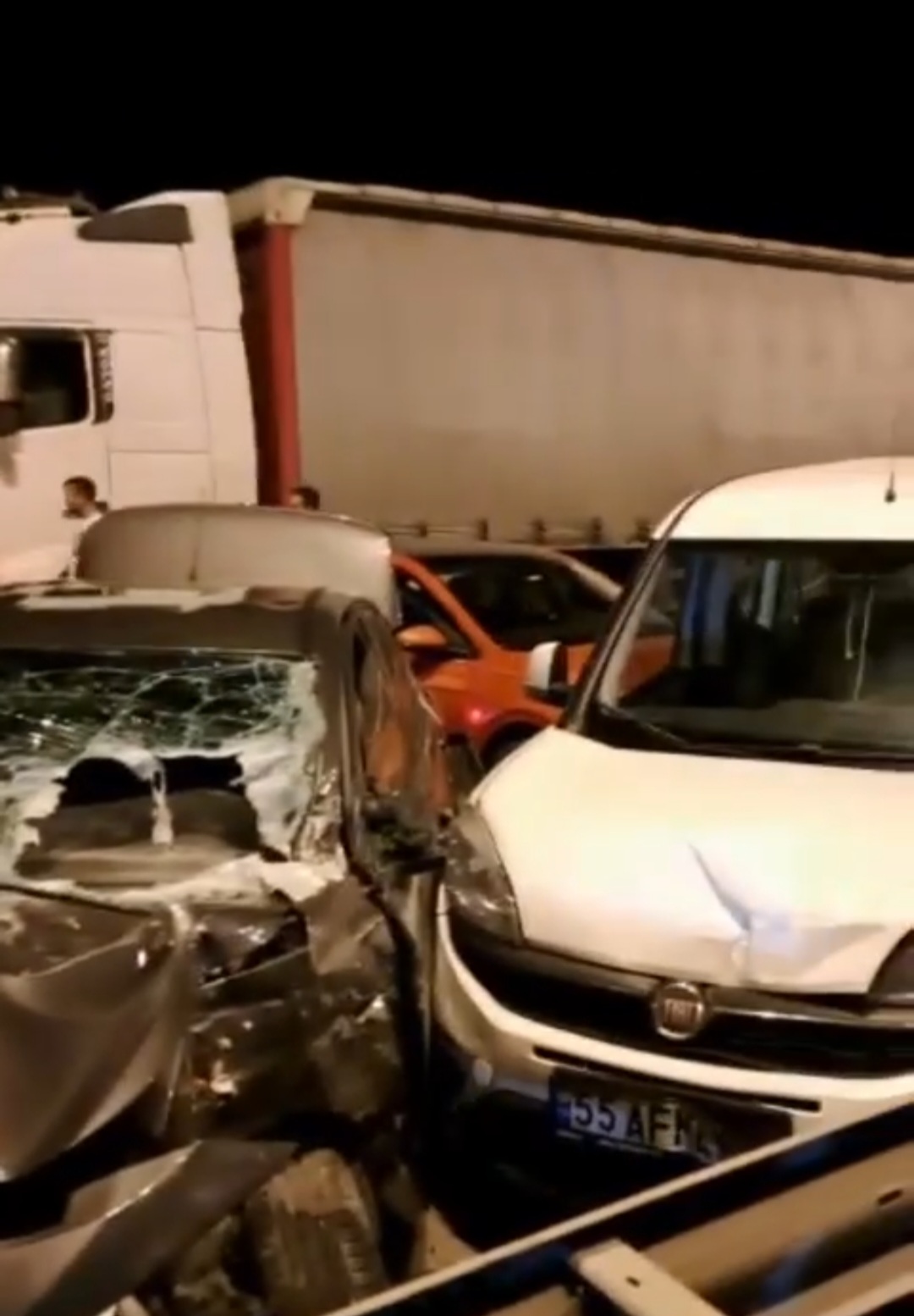 Samsun İlkadım'da 25 Araç Birbirine Girdi