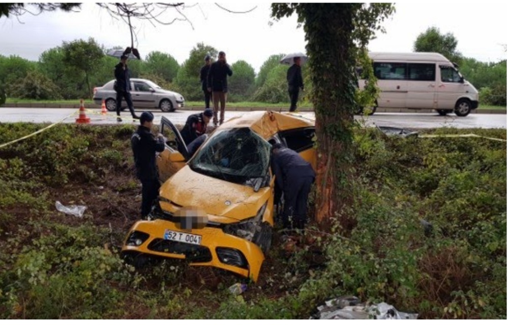 Hastane Yolunda Trafik Kazası 