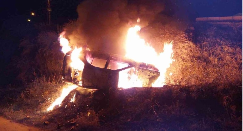 Saldırganların Araçları Alev Aldı