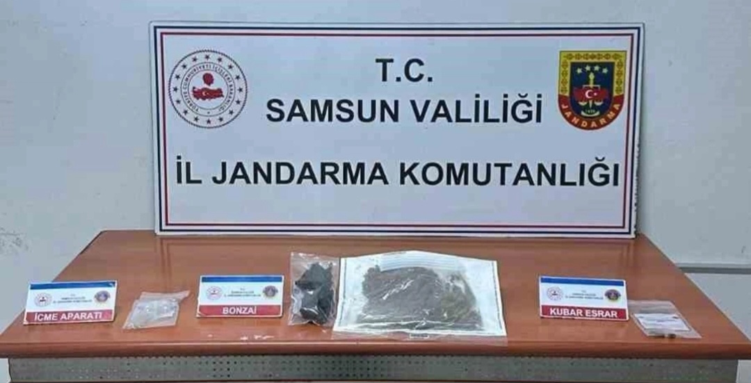 Jandarma Ekiplerinden Uyuşturucu Operasyonu
