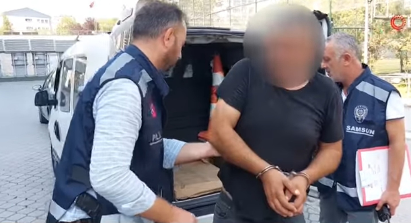 Kızını Rahatsız Eden Kişiyi Vurdu