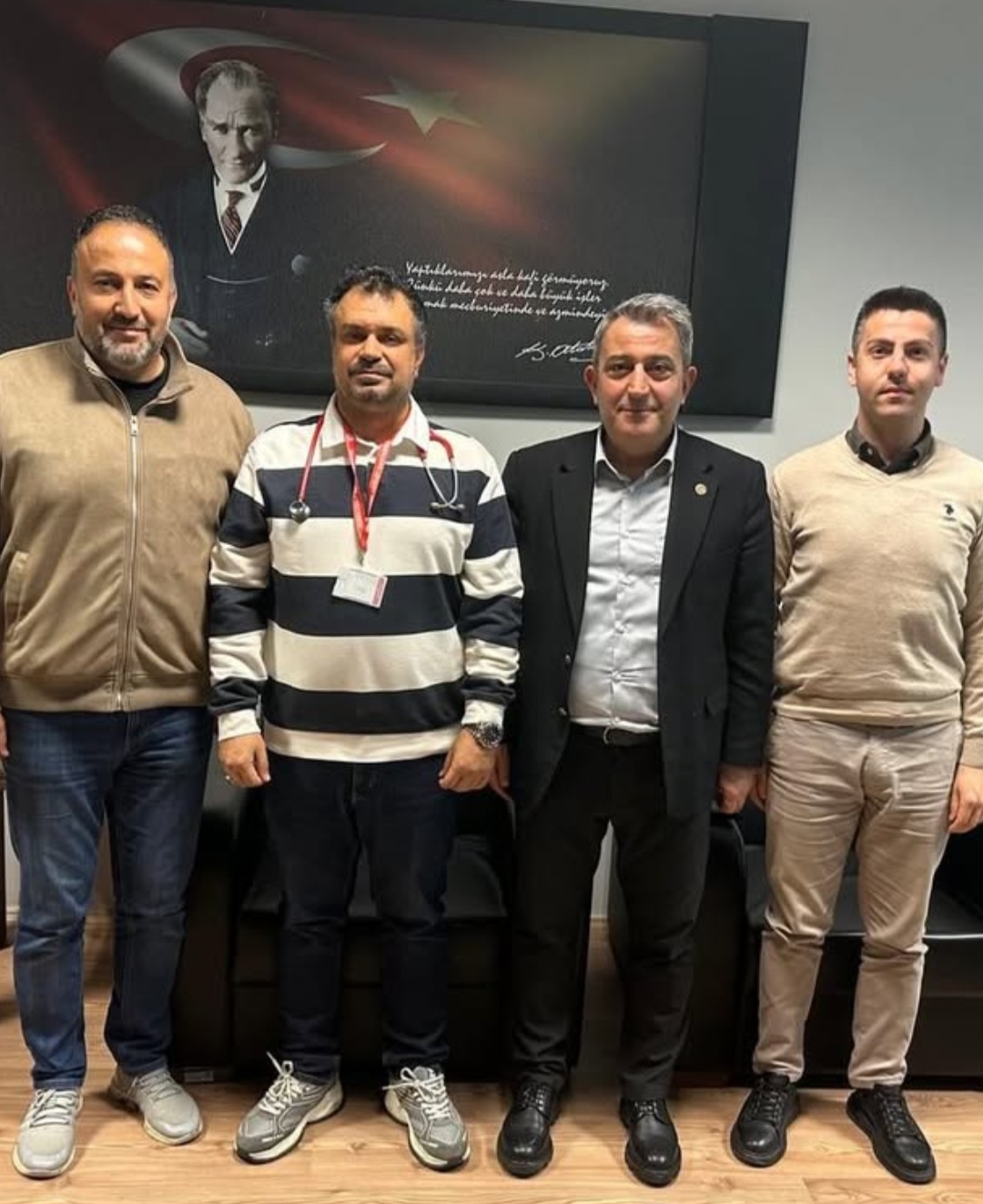 Sağlık-SenTemsilcilerinden Dr. Hakan Kursal'a Ziyaret