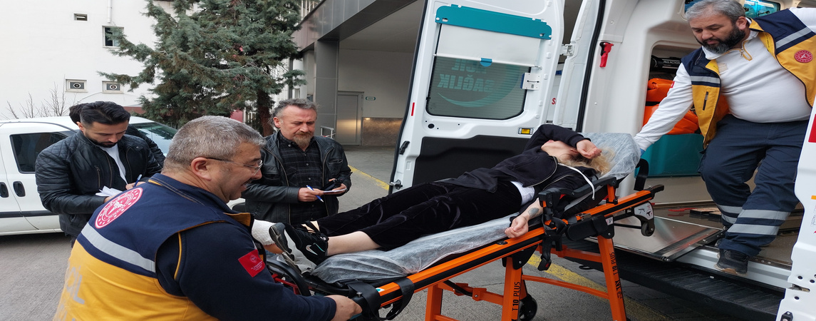 Öfkeli Koca Tartıştığı Eşini Vurdu