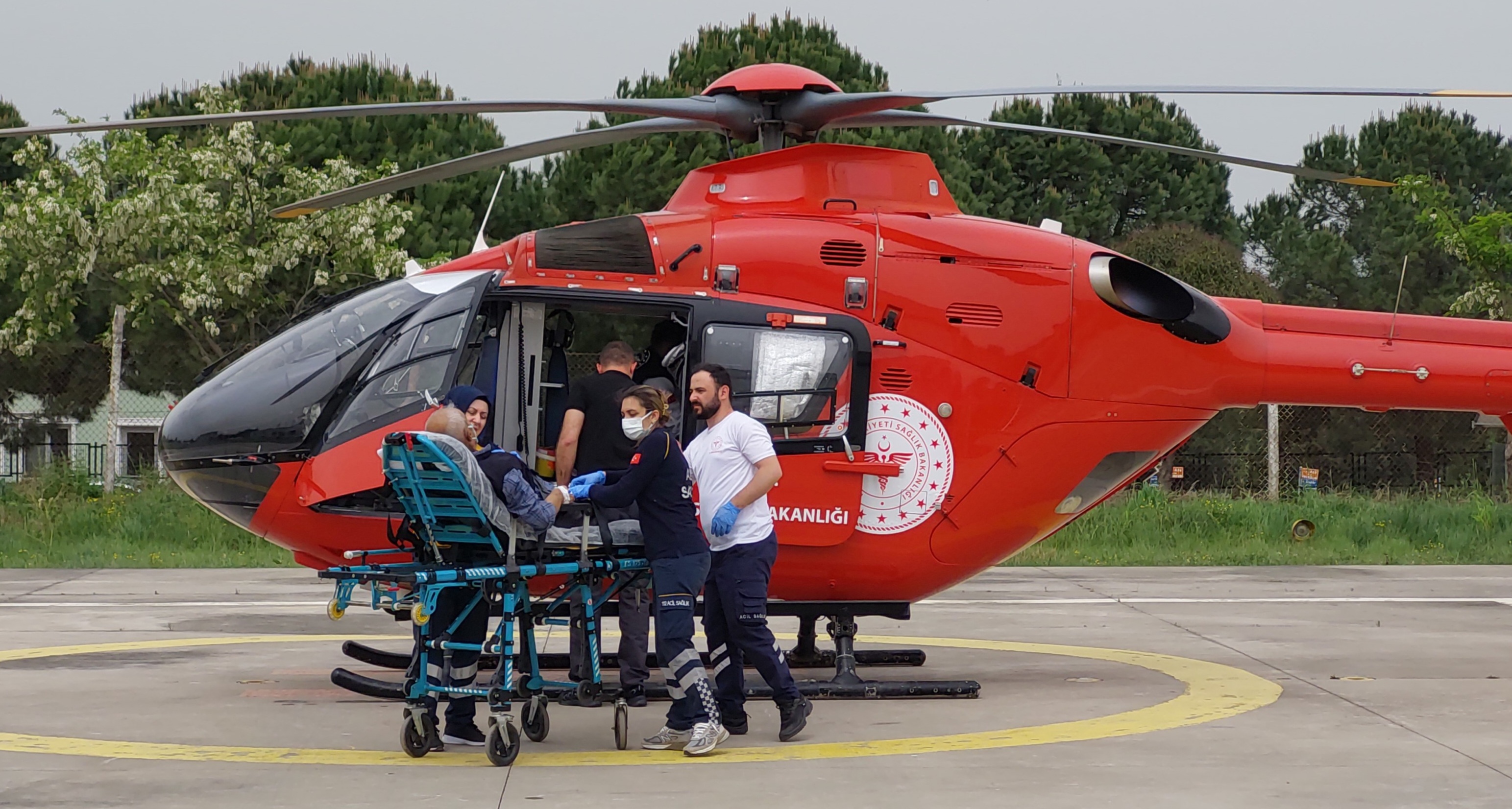 Kalp Krizi Geçiren Hastanın Yardımına Ambulans Helikopteri Yetişti