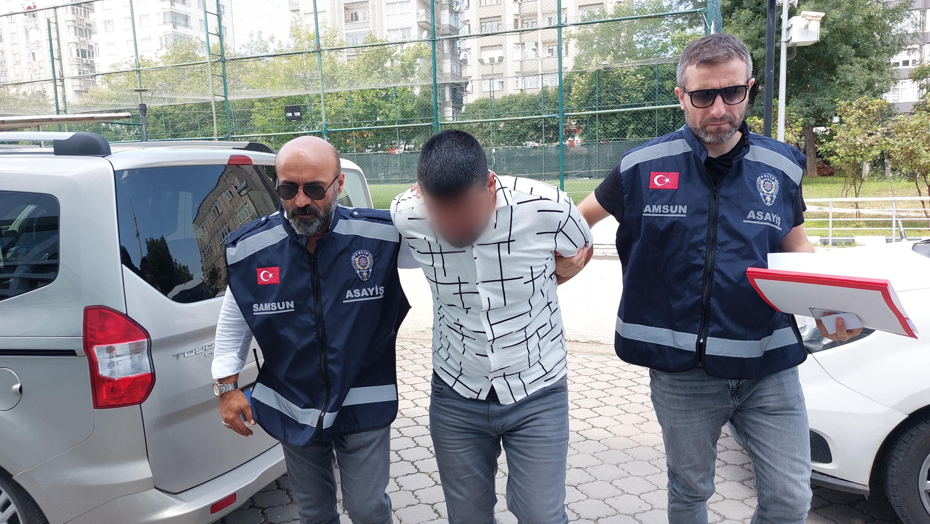 Konuşmak İçin Çağırdığı Kişiye Silahla Saldırdı 