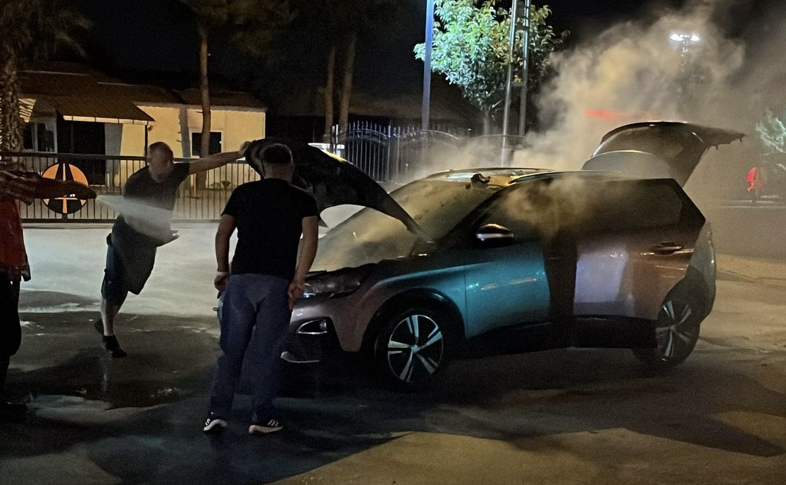 İlkadım’da Seyir Halindeki Araçta Yangın