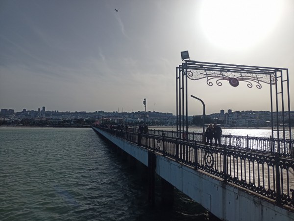 Samsun'da Şubat Ortasında Sahilde Yaz Kalabalığı