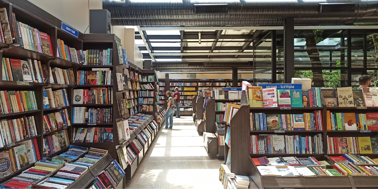Kitap Fiyatları El Yakıyor, Cüzdan Üşüyor