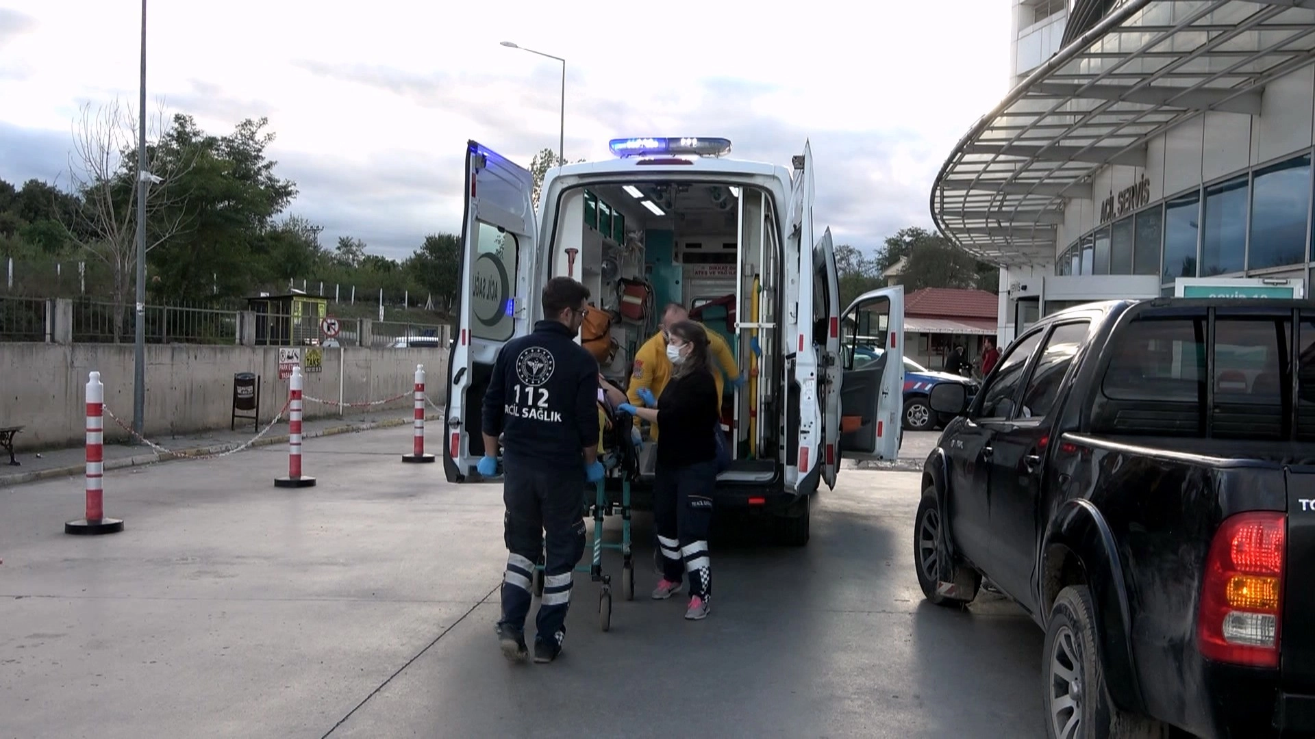 Römorktan Düşerek Yaralandı 