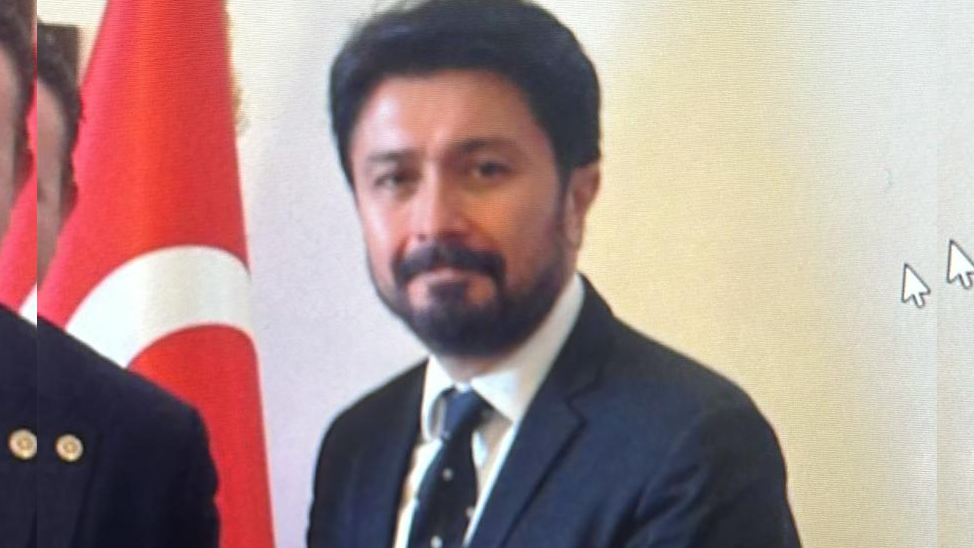 Adli Tıp Kurumu Sakarya Şube Müdürü Dr. Erkut Ragıp Bulut Evinde Ölü Bulundu 