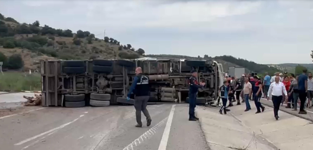 Çanakkale'de Ölümlü Zincirleme Trafik Kazası