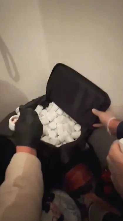 Samsun Atakum'da Jandarmadan Büyük Uyuşturucu Operasyonu: 7 Bin Sentetik Hap Ele Geçirildi