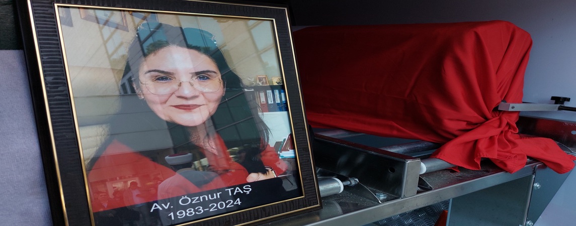 Hayatını Kaybeden Avukat Son Yolculuğuna Uğurlandı 