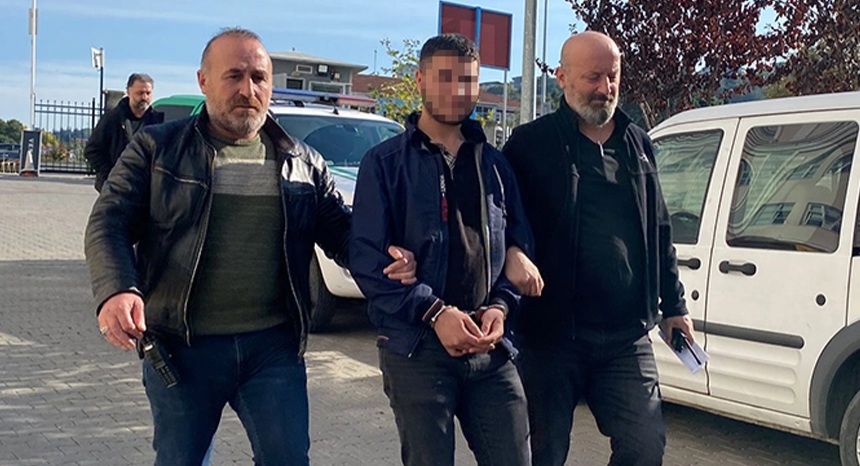 Aranan Dolandırıcı Samsun da Yakalandı