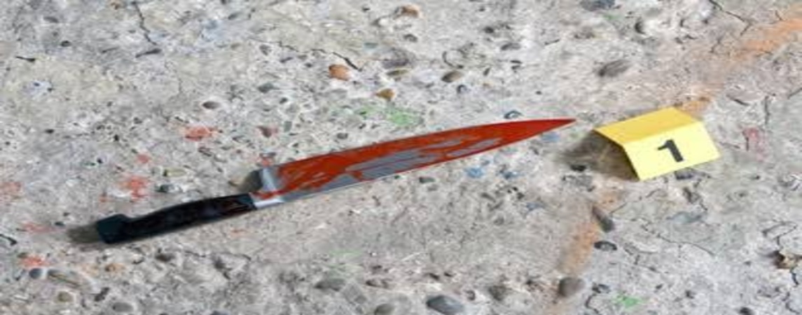 Alacak Verecek Kavgasında Bıçaklar Çekildi