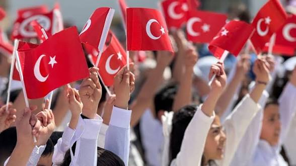 Samsun’da 23 Nisan Ulusal Egemenlik ve Çocuk Bayramı Coşkusu Zirvede: Kentte Dolu Dolu Program