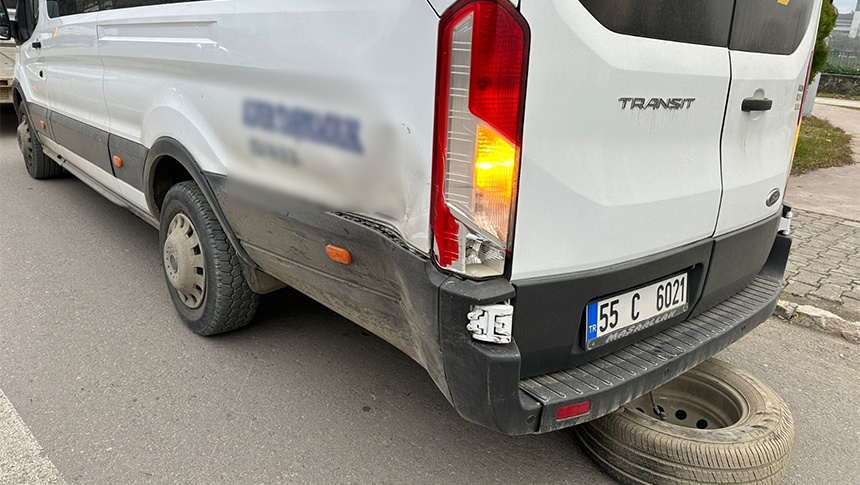 Çarşamba da Okul Servisi Kaza Yaptı