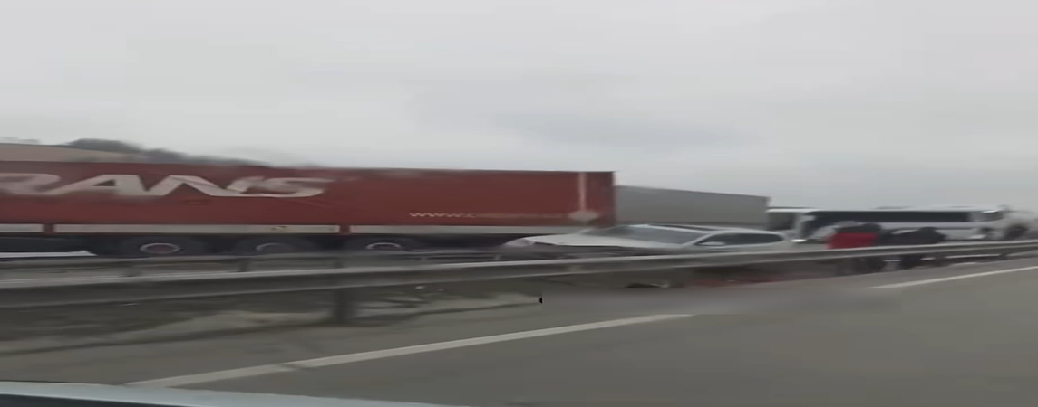 Kavak da Trafik Kazası Trafiği Felç Etti