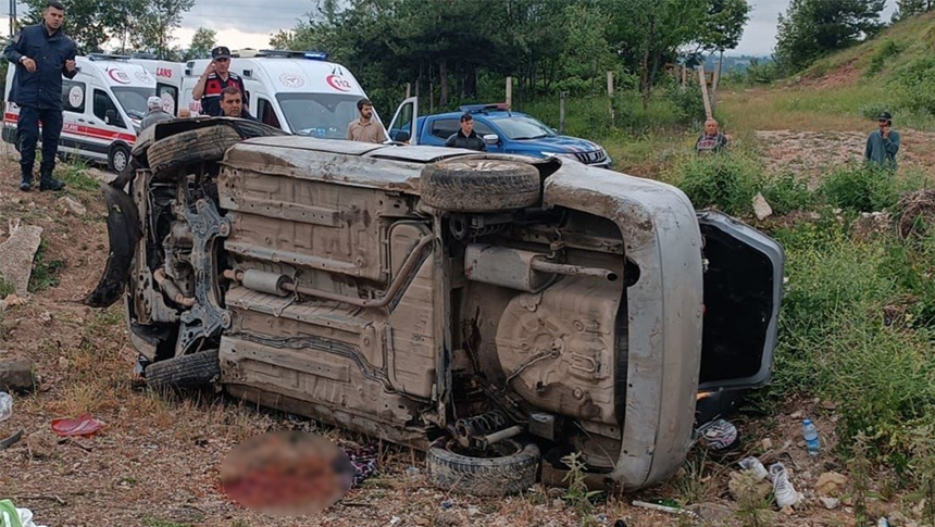 Ladik'de Korkunç Trafik Kazası 