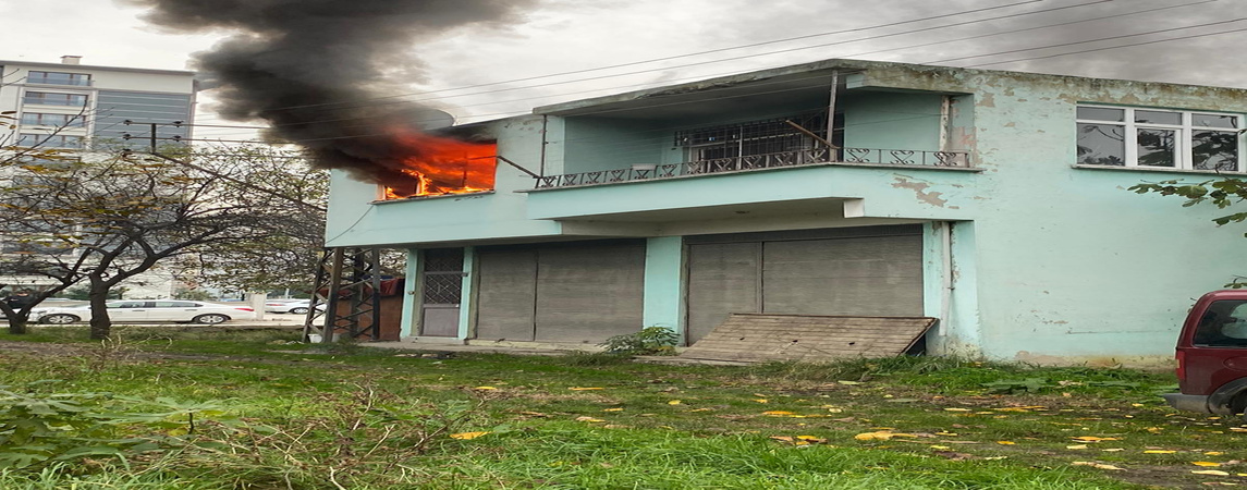 Elektrik Battaniye'den Yangın Çıktı 