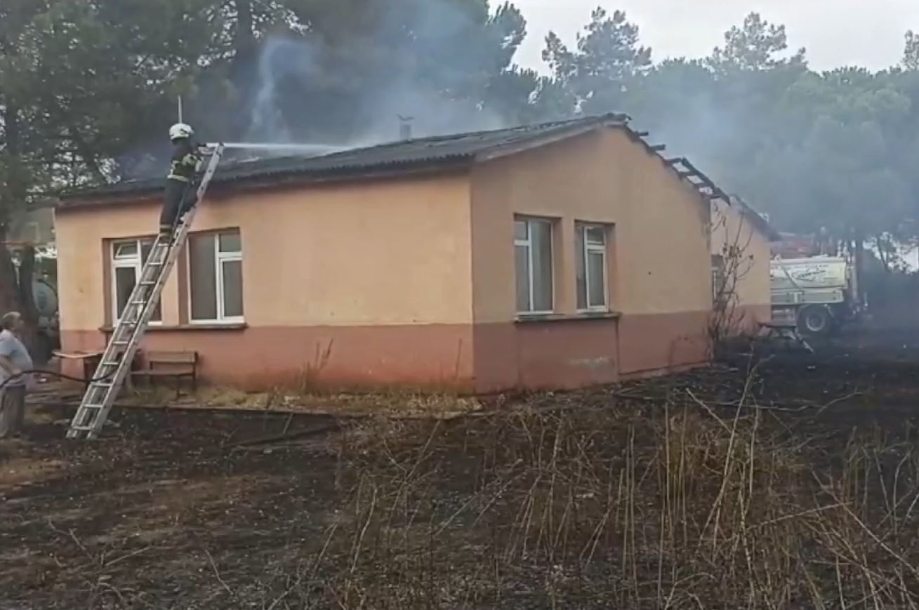 Okul Binasında Yangın Paniği 